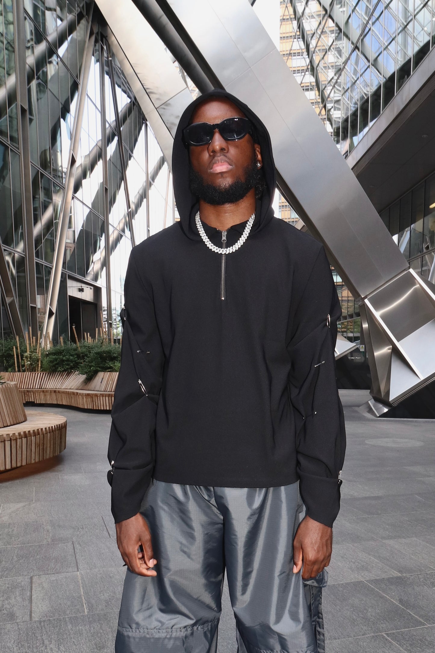 HOODED JUMPER